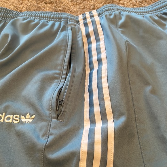 Adidas sweatpants - Medium - Picture 3 of 5